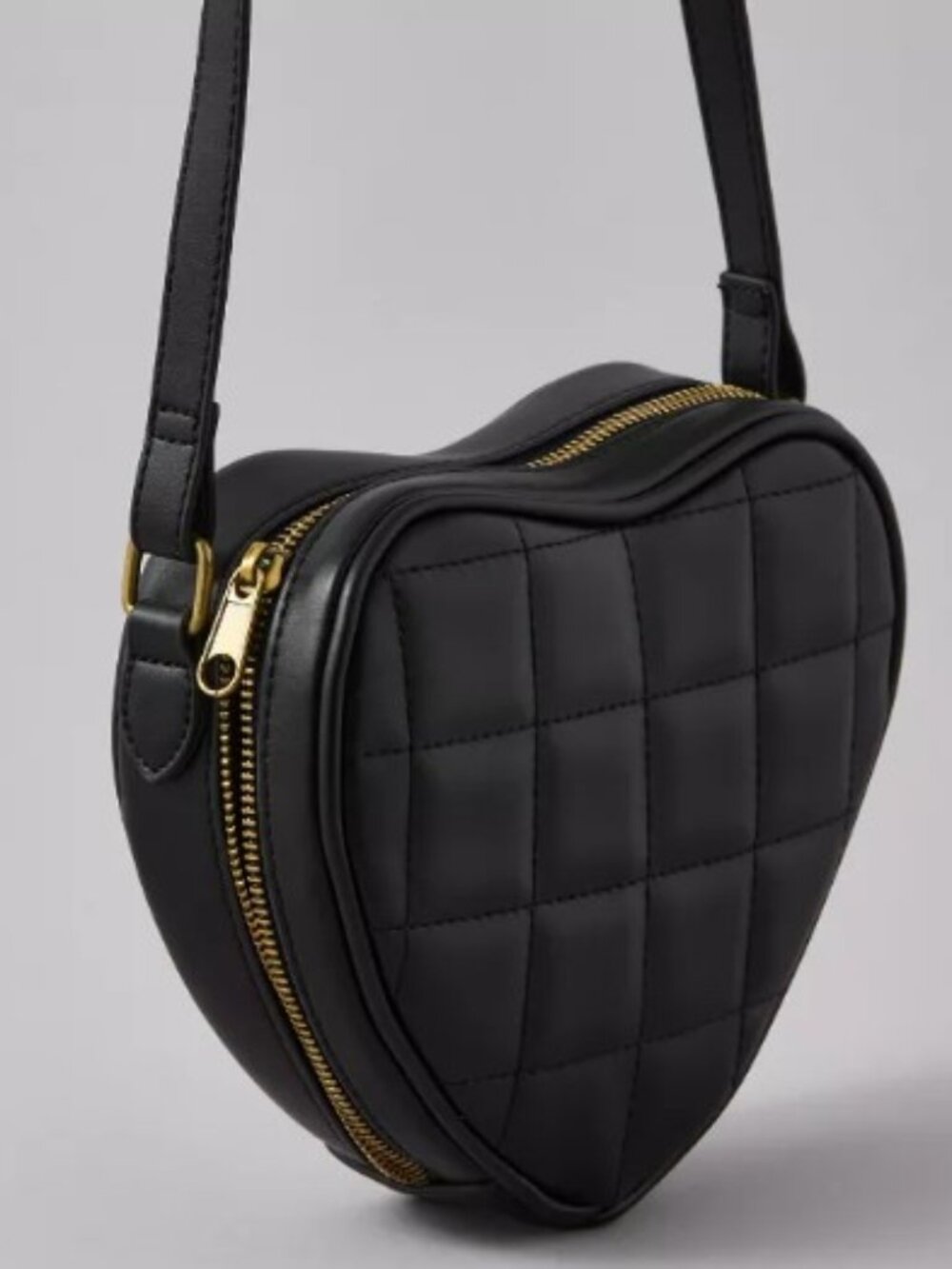 AE Quilted Heart Bag